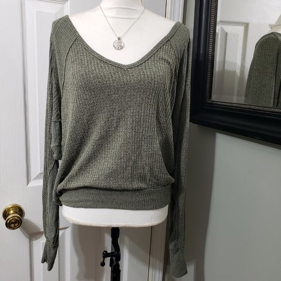 We The Free thermal green long sleeve. - Picture 3 of 7